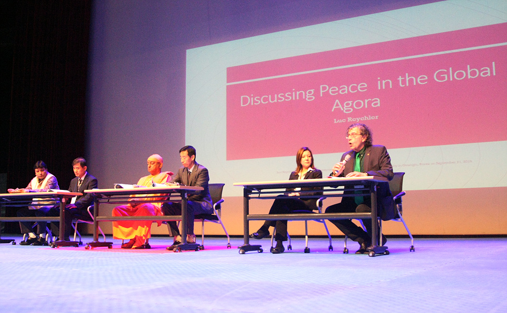 Prof. Luc Reychler of Leuven University in Belgium at the 2019 GCS International Peace Seminar